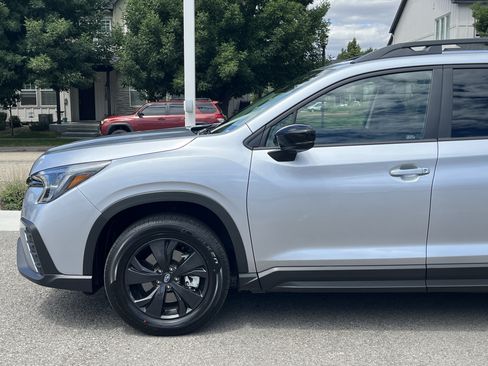 Certified 2026 Subaru Ascent Premium AWD/4WD image 2
