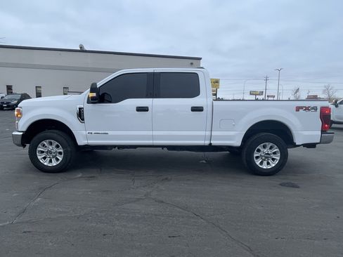 Used 2022 Ford F250 XLT w/ FX4 Off-Road Package image 5
