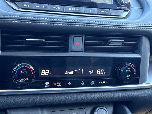 Certified 2023 Nissan Rogue SV image 6