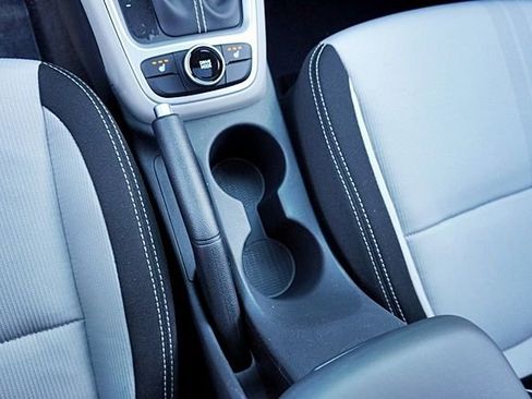 New 2026 Hyundai Venue SEL FWD image 35
