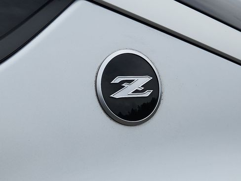 Used 2025 Nissan Z Sport w/ Floor Mat Package RWD image 30