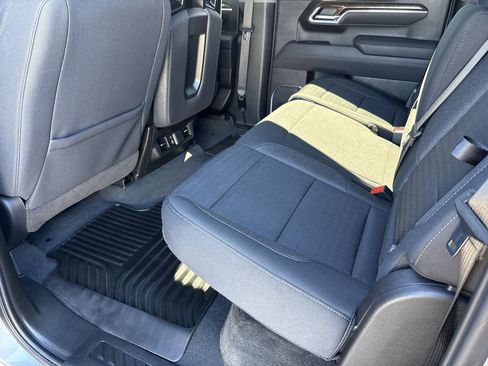 Used 2025 GMC Sierra 1500 Elevation image 32