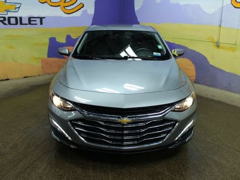 Used 2023 Chevrolet Malibu LT FWD image 3