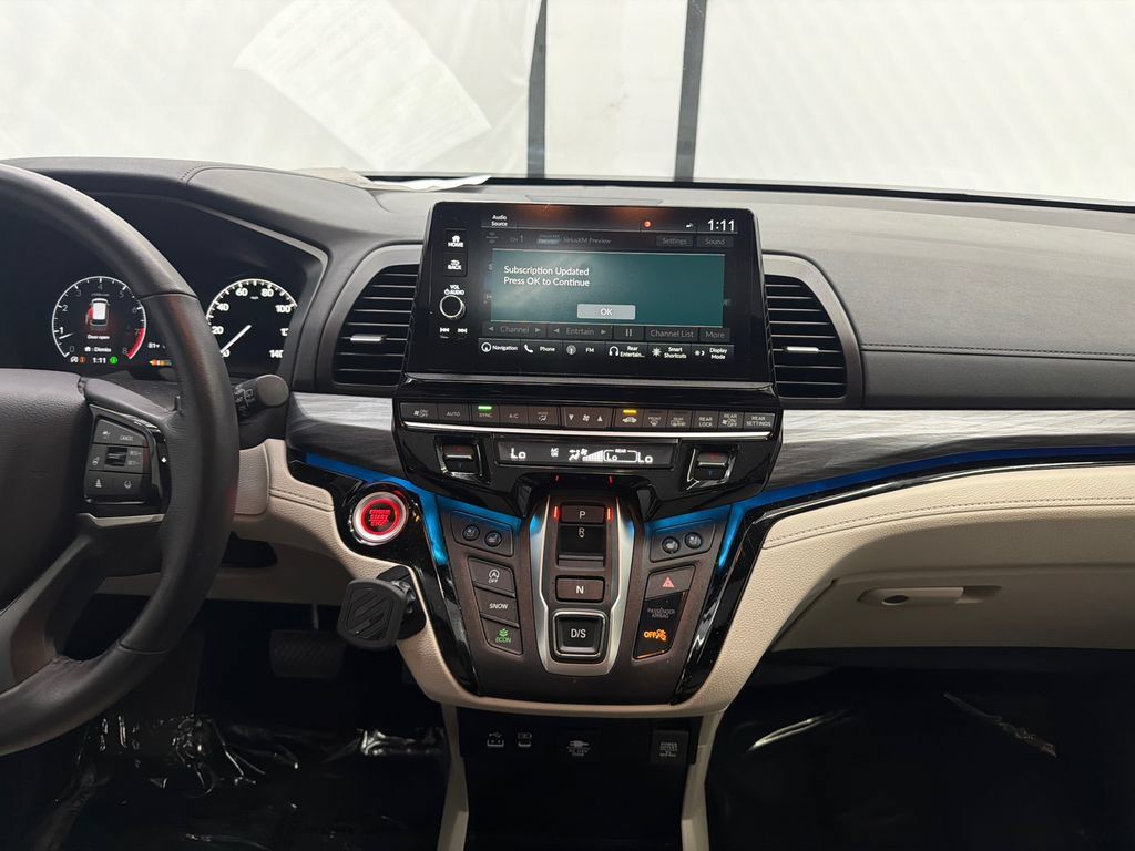Certified 2025 Honda Odyssey Elite image 31