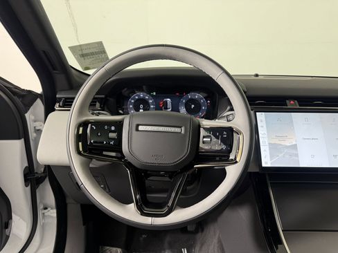 Used 2026 Land Rover Range Rover Velar S AWD/4WD image 15