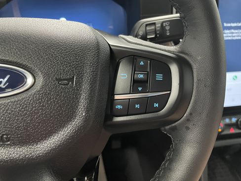 Used 2024 Ford Ranger Lariat w/ Advanced Towing Package image 15