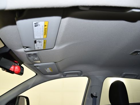 Used 2025 Mitsubishi Outlander Sport ES AWD/4WD image 37