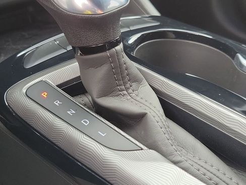 Certified 2024 Buick Envista Sport Touring w/ Convenience I Package image 29