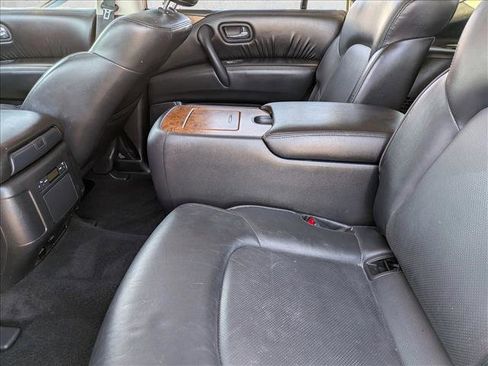 Used 2021 Nissan Armada SL w/ Captain's Chairs Package AWD/4WD image 27