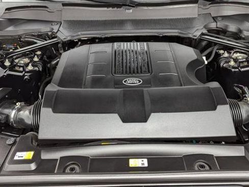 Used 2019 Land Rover Range Rover Sport HSE image 32