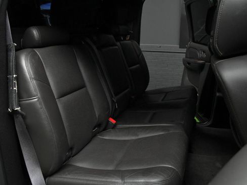 Used 2013 Cadillac Escalade EXT Luxury AWD/4WD image 39