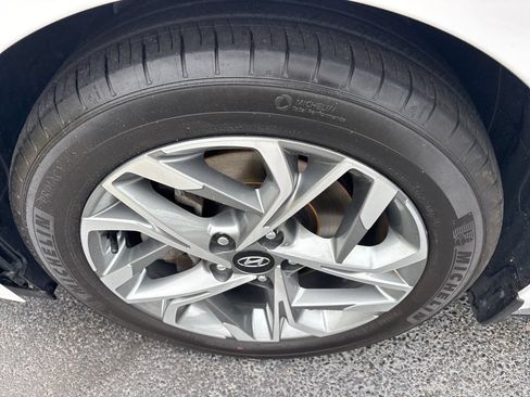 Used 2023 Hyundai Sonata SEL FWD image 12