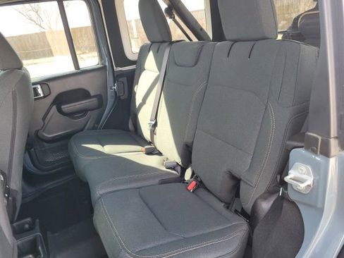 Used 2024 Jeep Wrangler Willys image 22