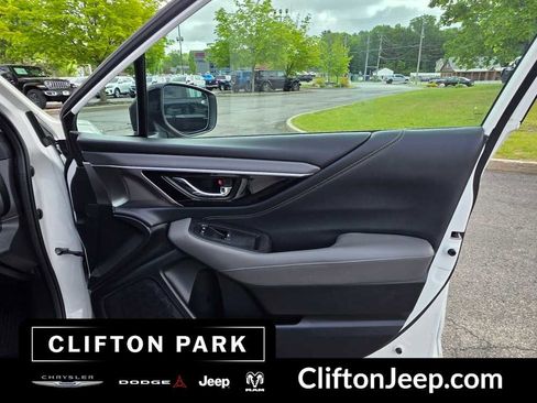 Used 2023 Subaru Outback Onyx Edition AWD/4WD image 14