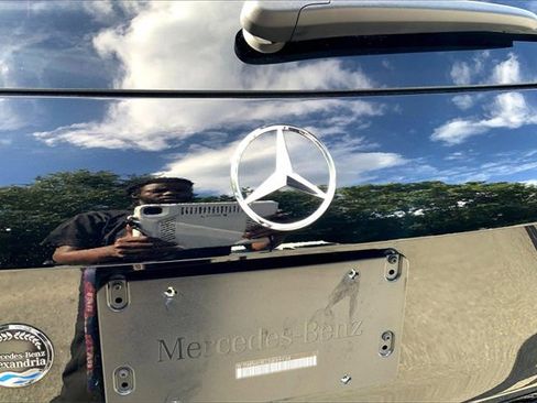 Used 2025 Mercedes-Benz GLA 250 4MATIC image 28