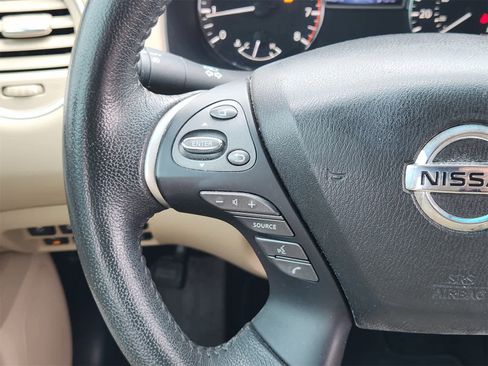 Used 2017 Nissan Pathfinder Platinum w/ Cargo Package image 28