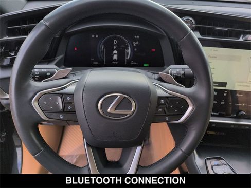 Used 2024 Lexus RZ 450e Premium w/ Technology Package image 17
