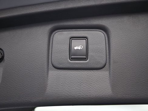 Used 2021 Nissan Murano SL image 32