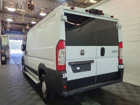 Used 2025 RAM ProMaster 2500 w/ U-Haul Equipment Group FWD image 10