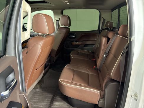 Used 2017 Chevrolet Silverado 1500 High Country image 44