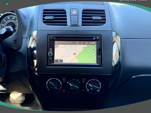 Used 2013 Suzuki SX4 AWD Hatchback image 13