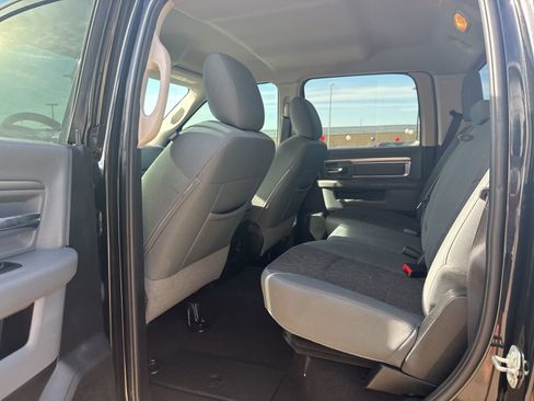 Used 2018 RAM 1500 Big Horn AWD/4WD image 27