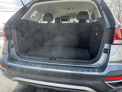 Used 2022 Volkswagen Taos SE image 15