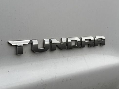 Used 2016 Toyota Tundra SR5 w/ TRD Off Road Package AWD/4WD image 17