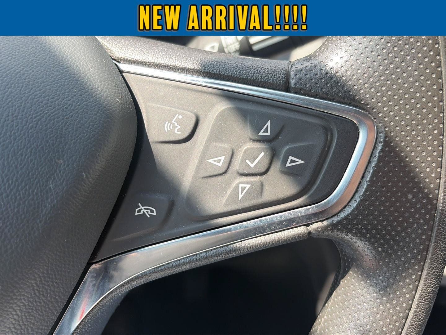 Used 2023 Chevrolet Equinox LT AWD/4WD image 17