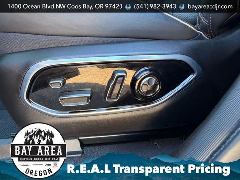 Used 2024 Jeep Grand Cherokee L Summit AWD/4WD image 14