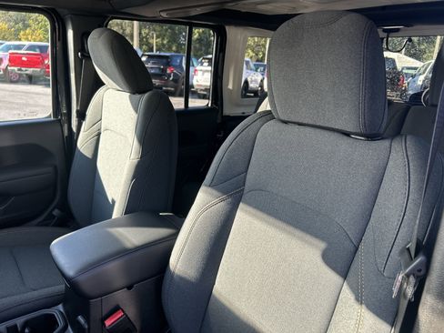 New 2026 Jeep Wrangler Unlimited Sport AWD/4WD image 11