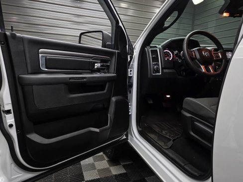 Used 2021 RAM 1500 Warlock AWD/4WD image 30