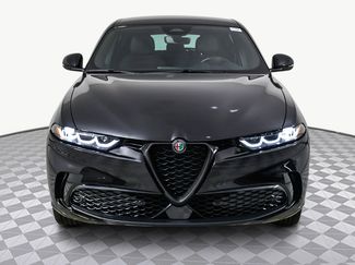 Used 2024 Alfa Romeo Tonale Veloce video 2