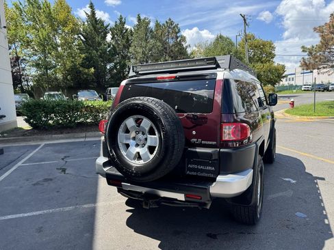 Used 2007 Toyota FJ Cruiser 4WD w/ Upgrade Pkg 2 image 5