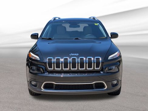 Used 2016 Jeep Cherokee Limited w/ Trailer Tow Group AWD/4WD image 3