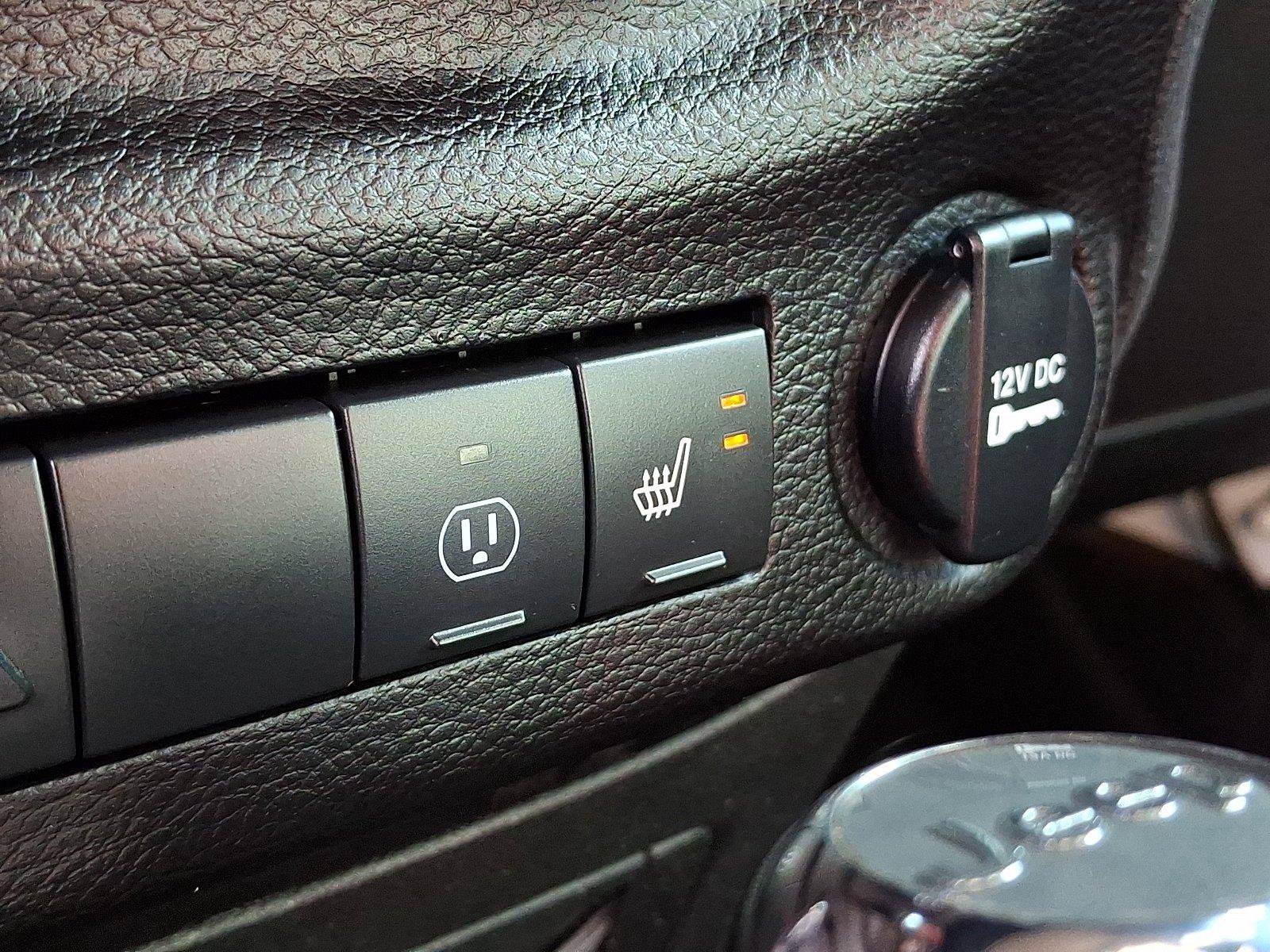 Used 2017 Jeep Wrangler Unlimited Sahara AWD/4WD image 24
