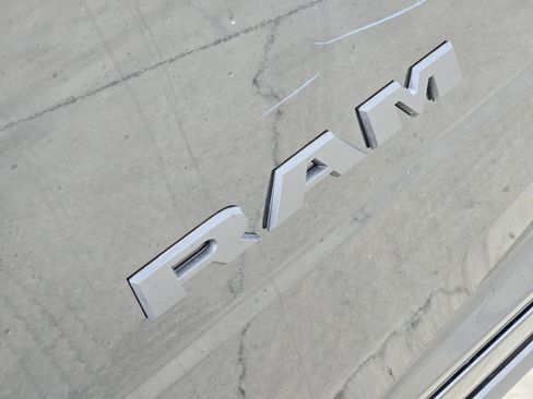 New 2026 RAM 3500 Laramie AWD/4WD image 9