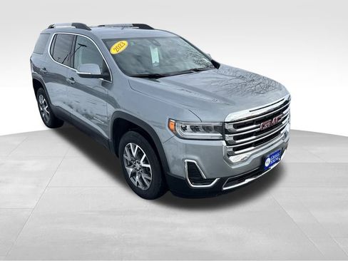 Used 2023 GMC Acadia SLE w/ Driver Convenience Package image 9