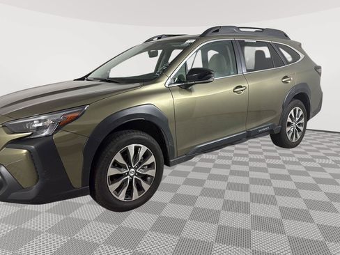 Certified 2024 Subaru Outback Limited AWD/4WD image 3