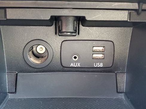 Used 2016 Subaru Outback 2.5i Limited AWD/4WD image 34