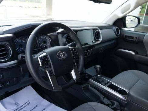 Used 2023 Toyota Tacoma SR5 RWD image 11