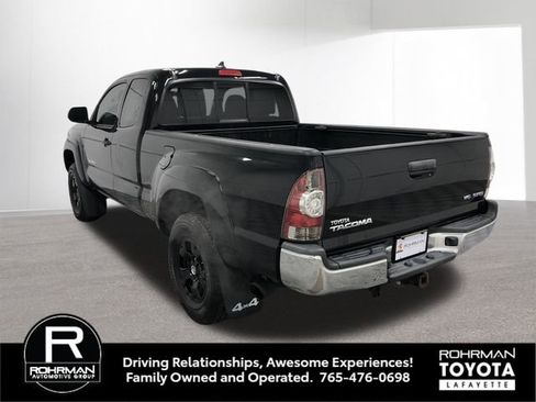 Used 2015 Toyota Tacoma 4x4 Access Cab V6 image 4