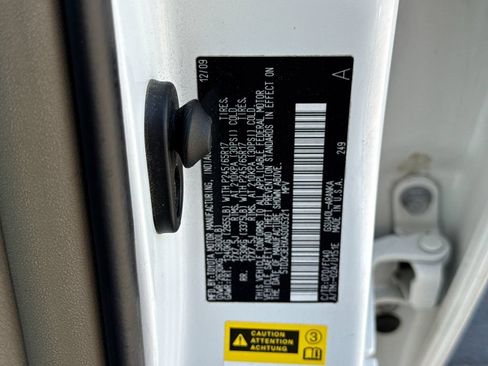 Used 2010 Toyota Highlander 2WD image 27