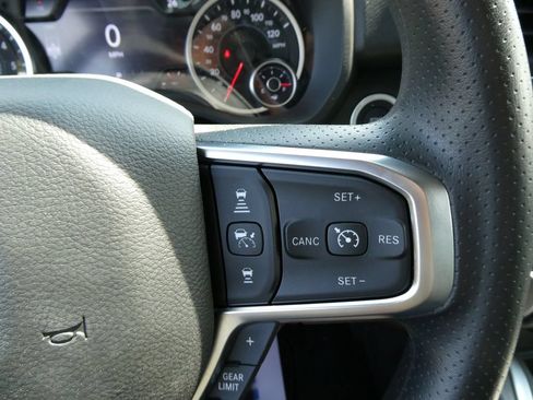 New 2026 RAM 1500 Express AWD/4WD image 20