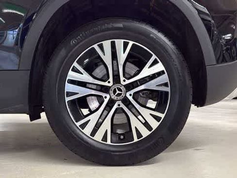 Used 2025 Mercedes-Benz GLA 250 4MATIC image 10