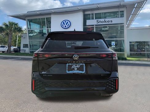 New 2026 Volkswagen Tiguan SEL R-Line image 5