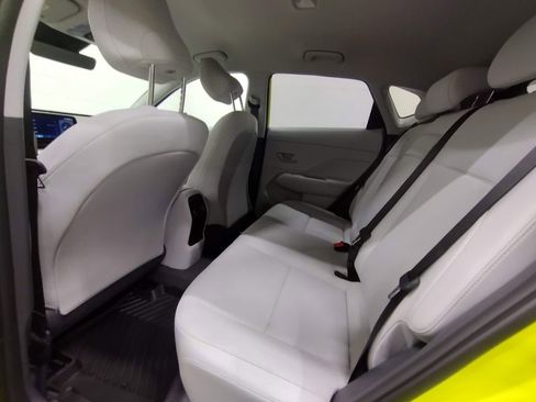 Used 2025 Hyundai Kona SEL AWD/4WD image 19