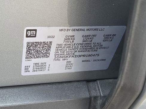 Used 2023 Chevrolet Suburban Premier image 26