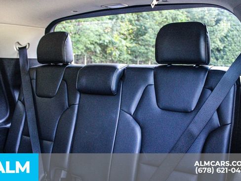 Used 2025 Kia Telluride S FWD image 17
