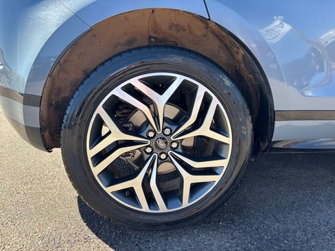 Used 2020 Land Rover Range Rover Evoque First Edition image 35